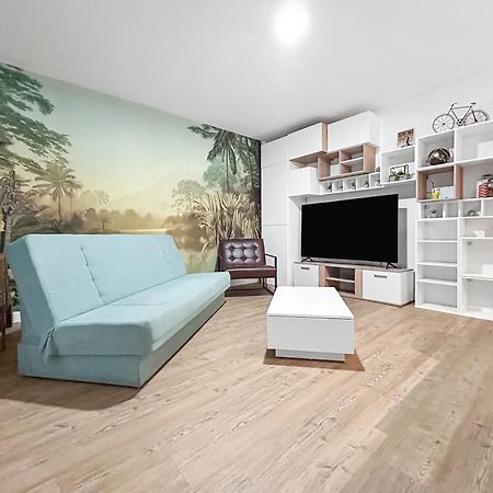 Balcon, Parking, Piscine Et Clim' A 2 Pas Du Port Santa Lucia Apartment Saint-Raphaël Екстериор снимка
