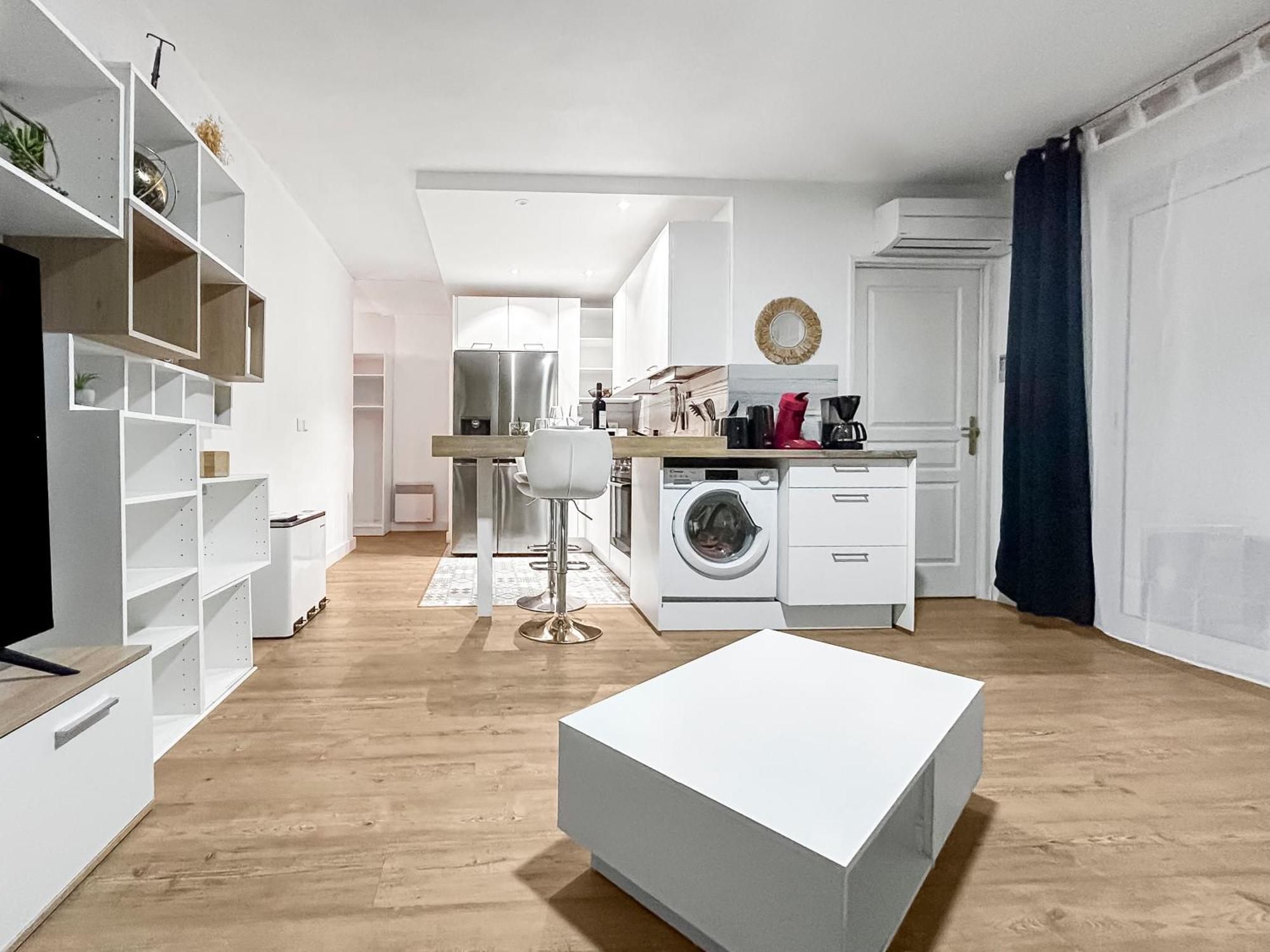 Balcon, Parking, Piscine Et Clim' A 2 Pas Du Port Santa Lucia Apartment Saint-Raphaël Екстериор снимка